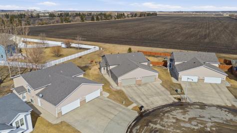 3200 7th Avenue N Moorhead MN 56560