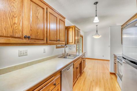 530 Cedar Lane Moorhead MN 56560