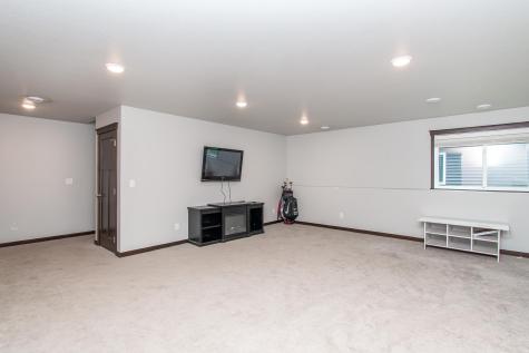 3914 31st Street S Moorhead MN 56560