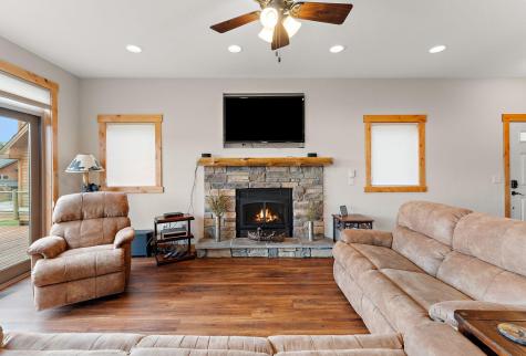 20530 487th Street Mcgregor MN 55760