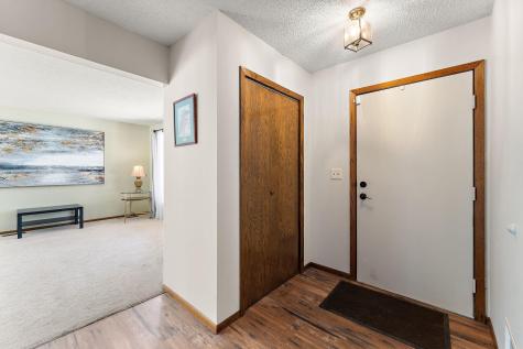 8290 Angus Avenue Inver Grove Heights MN 55077