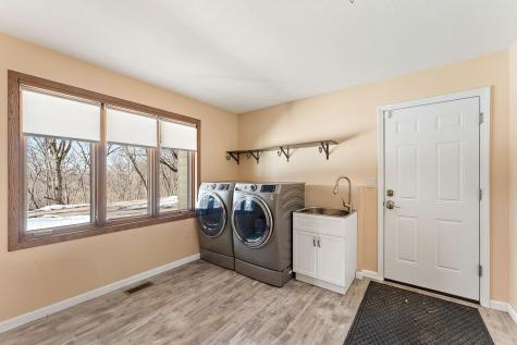 8290 Angus Avenue Inver Grove Heights MN 55077