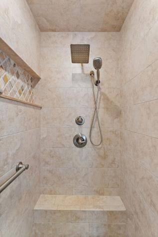 8290 Angus Avenue Inver Grove Heights MN 55077