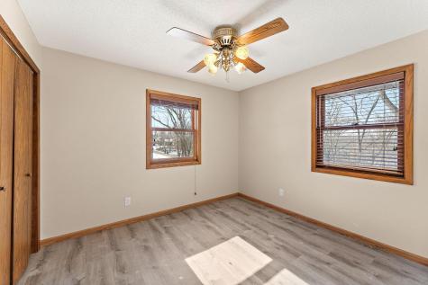 8290 Angus Avenue Inver Grove Heights MN 55077