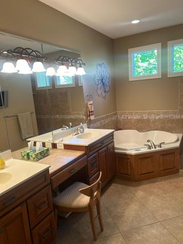 3506 W Eagle Ridge Drive Willmar MN 56201