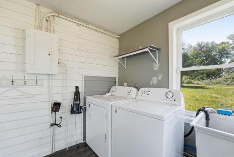 8005 381st Avenue NW Dalbo MN 55017