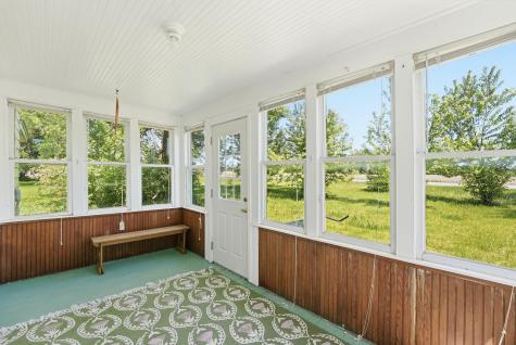 8005 381st Avenue NW Dalbo MN 55017