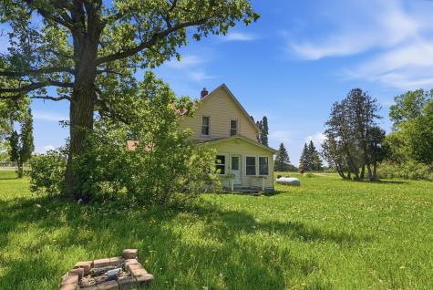 8005 381st Avenue NW Dalbo MN 55017