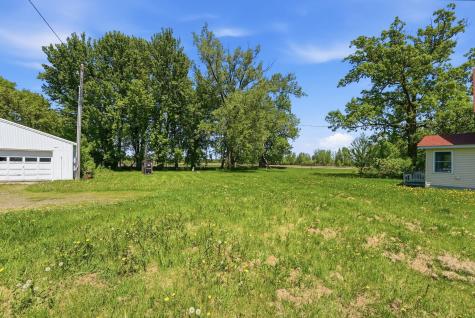 8005 381st Avenue NW Dalbo MN 55017