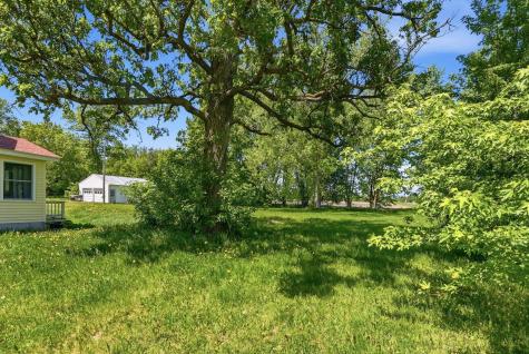 8005 381st Avenue NW Dalbo MN 55017