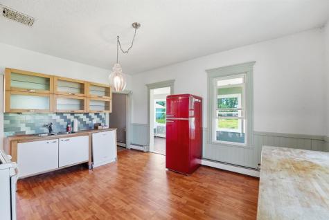 8005 381st Avenue NW Dalbo MN 55017