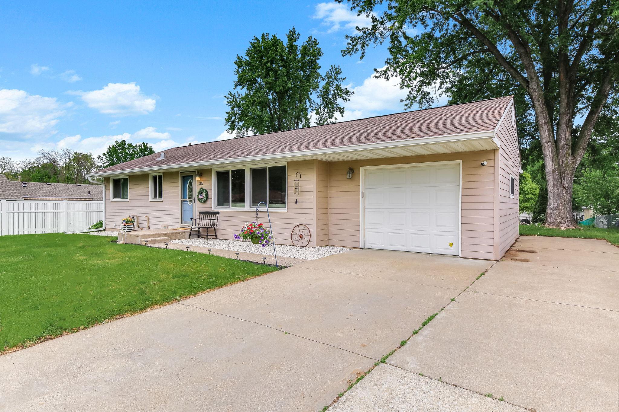 1815 Walnut Street Hastings MN 55033