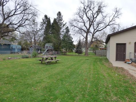 1209 2nd Avenue S Moorhead MN 56560