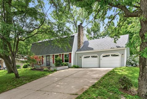 113 E 135th Street Burnsville MN 55337