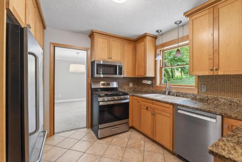 113 E 135th Street Burnsville MN 55337