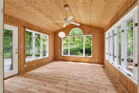 113 E 135th Street Burnsville MN 55337