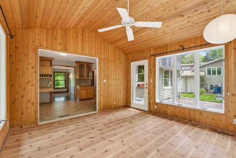 113 E 135th Street Burnsville MN 55337