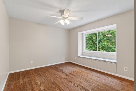 113 E 135th Street Burnsville MN 55337