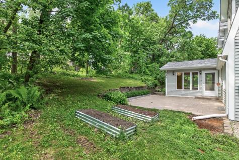 113 E 135th Street Burnsville MN 55337