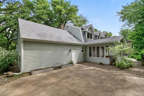 113 E 135th Street Burnsville MN 55337
