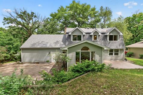 113 E 135th Street Burnsville MN 55337