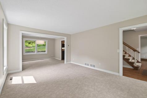 113 E 135th Street Burnsville MN 55337