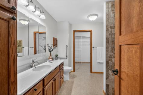 37618 Sugar Maple Lane Montgomery MN 56069