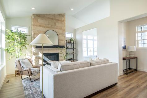 6532 Sun Valley Boulevard Horace ND 58047