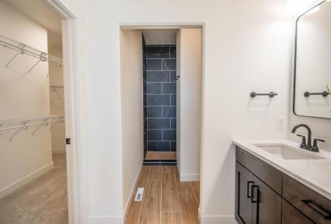 6532 Sun Valley Boulevard Horace ND 58047