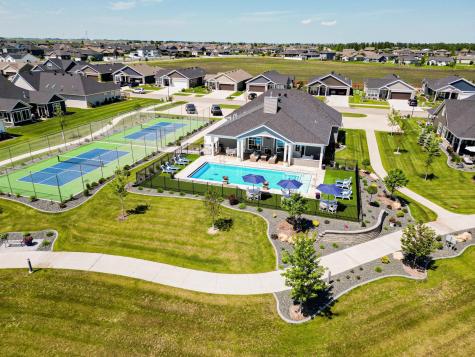 6532 Sun Valley Boulevard Horace ND 58047