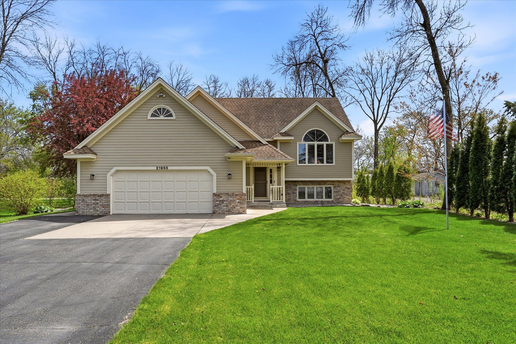 21955 Finley Court N Forest Lake MN 55025