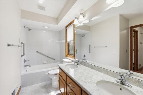 21955 Finley Court N Forest Lake MN 55025