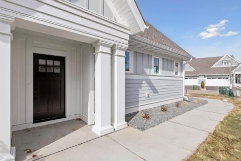 48 Spring Farm Road North Oaks MN 55127