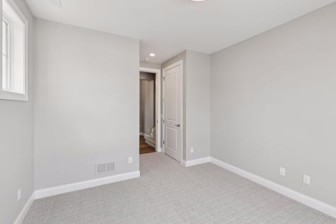 48 Spring Farm Road North Oaks MN 55127