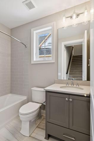 48 Spring Farm Road North Oaks MN 55127