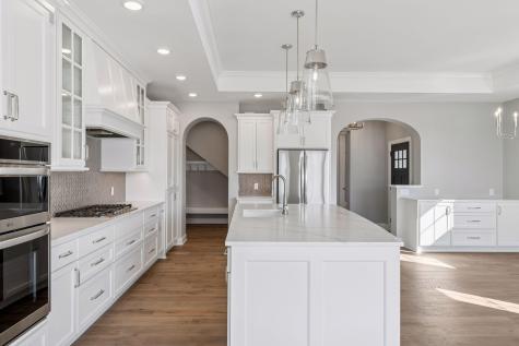 48 Spring Farm Road North Oaks MN 55127