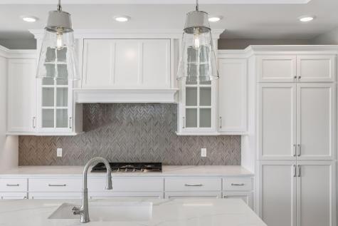 48 Spring Farm Road North Oaks MN 55127