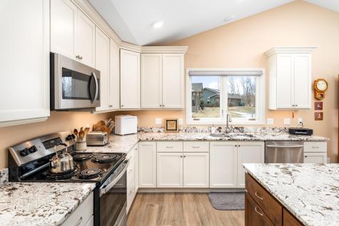 18 Amber Lane Esko MN 55733