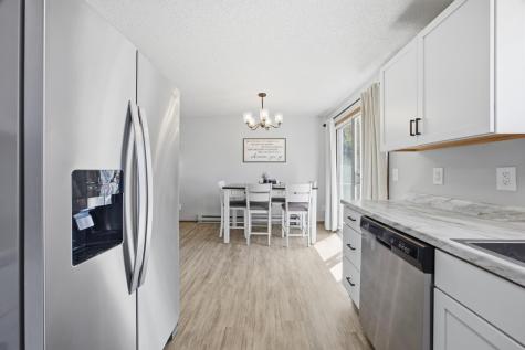 769 14th Avenue W West Fargo ND 58078