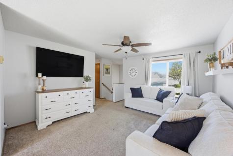 769 14th Avenue W West Fargo ND 58078