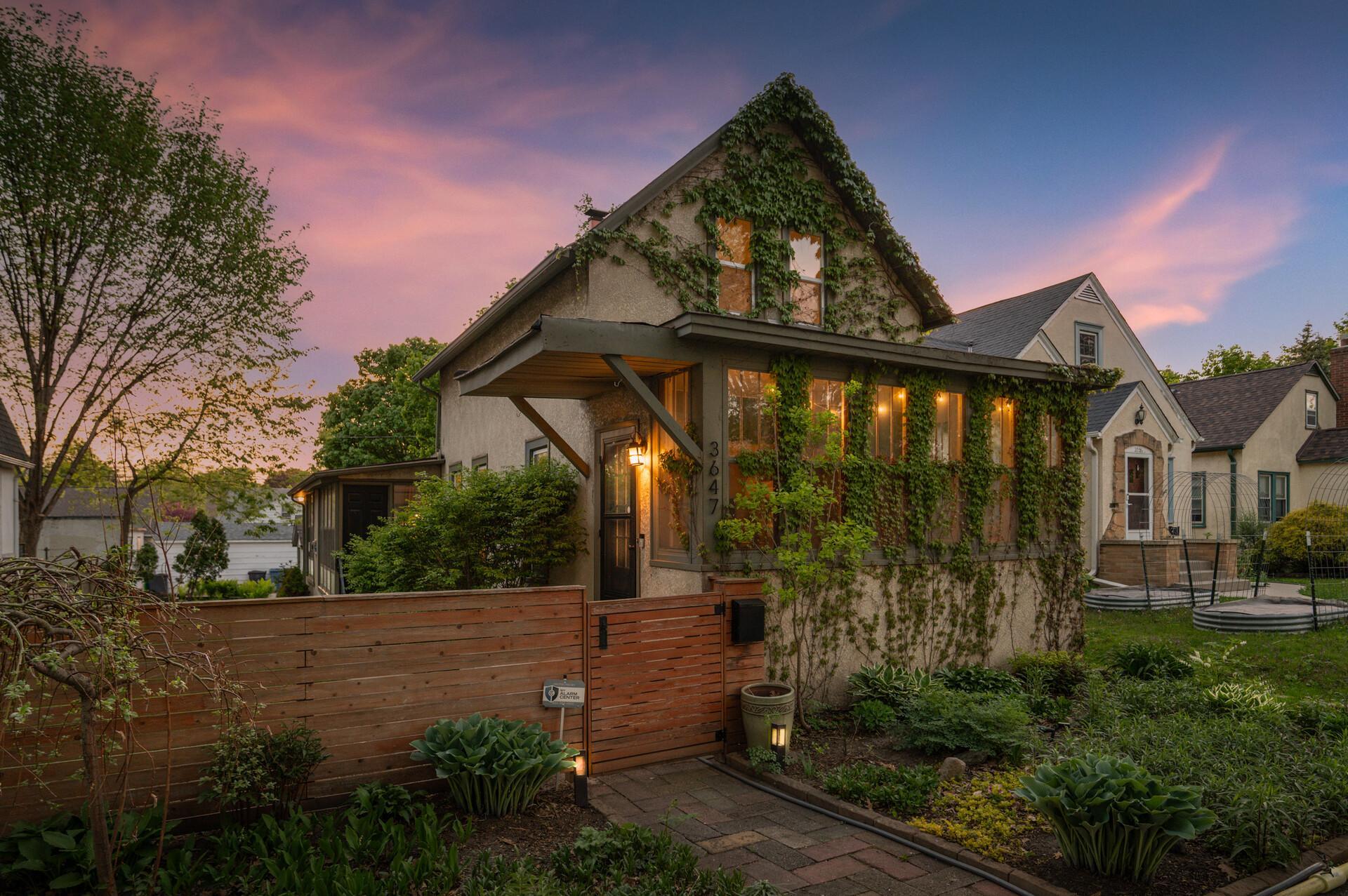 3647 Washburn Avenue N Minneapolis MN 55412
