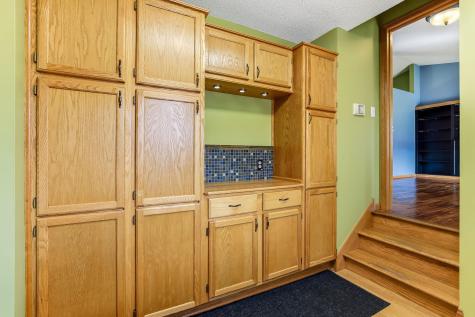 2445 Schaller Drive E Maplewood MN 55119