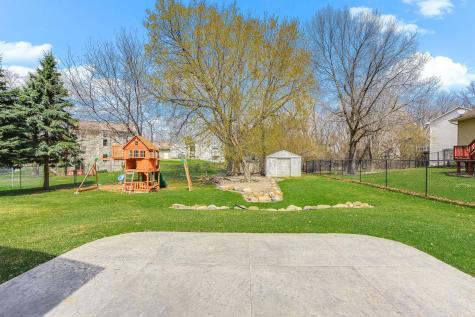 2445 Schaller Drive E Maplewood MN 55119