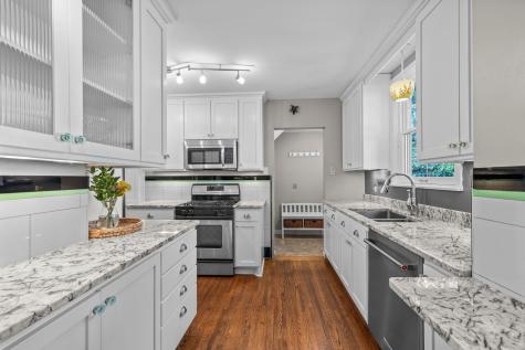 2708 Victory Memorial Drive Minneapolis MN 55412