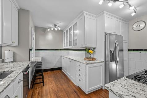 2708 Victory Memorial Drive Minneapolis MN 55412