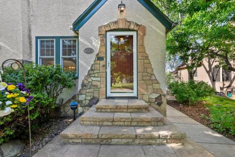 2708 Victory Memorial Drive Minneapolis MN 55412
