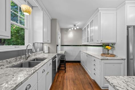 2708 Victory Memorial Drive Minneapolis MN 55412