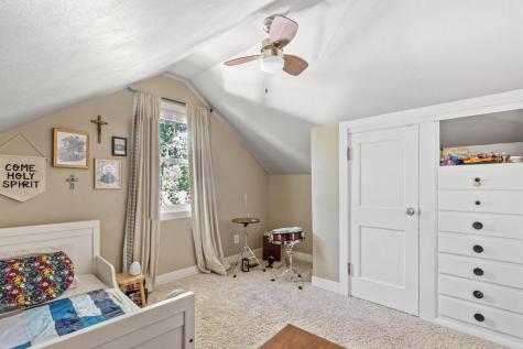1522 10th Avenue S Fargo ND 58103