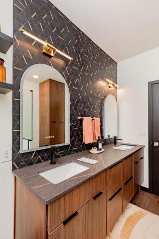 300 Main Avenue Fargo ND 58103