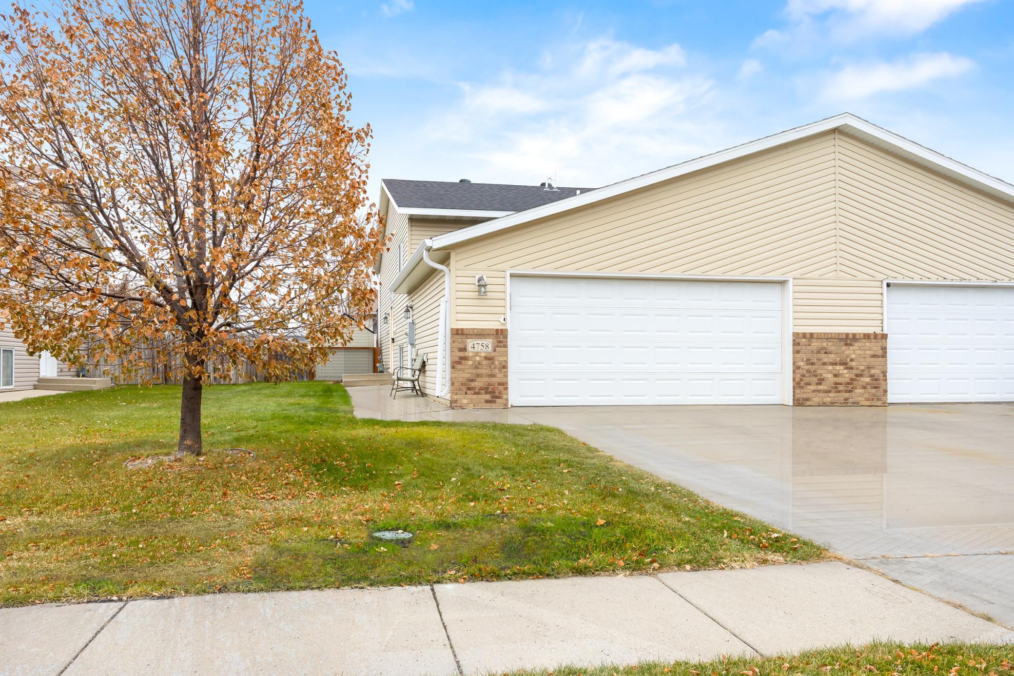 4758 Townsite Place S Fargo ND 58104